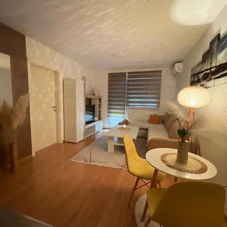 Apartman Royal 1 도보이 외부 사진